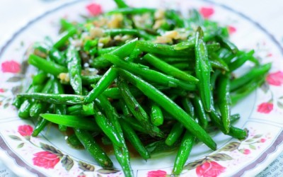 Green Beans and Mushrooms on the Stovetop