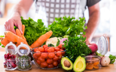 Raw Food vs. Cooked Food: A Nutrient Analysis